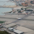 Der Flughafen mit Landung 09